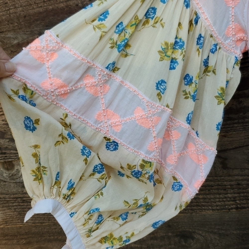 Free People Tunic small pale pink textured poof sleeves - Picture 4 of 6